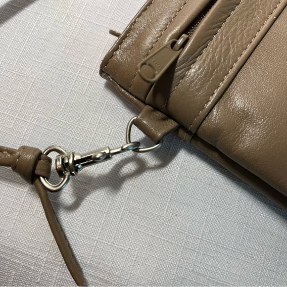 DEREK ALEXANDER DAL Tan Leather Crossbody Bag - Picture 3 of 10